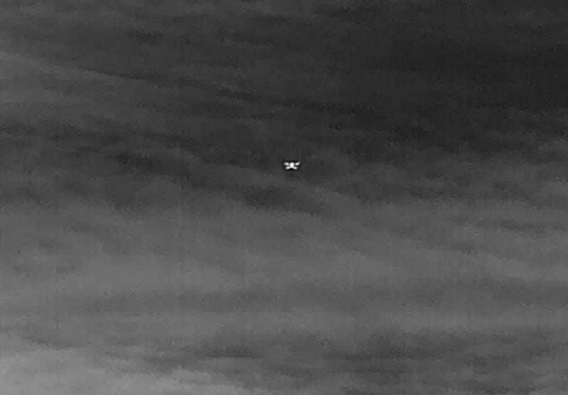 800 м-2 км Обнаружение дронов, автоматическое отслеживание, 7/24, наблюдение в аэропорту, 360-градусная тепловая PTZ-камера